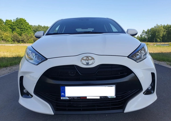 Toyota Yaris cena 62500 przebieg: 109000, rok produkcji 2021 z Złotoryja małe 352